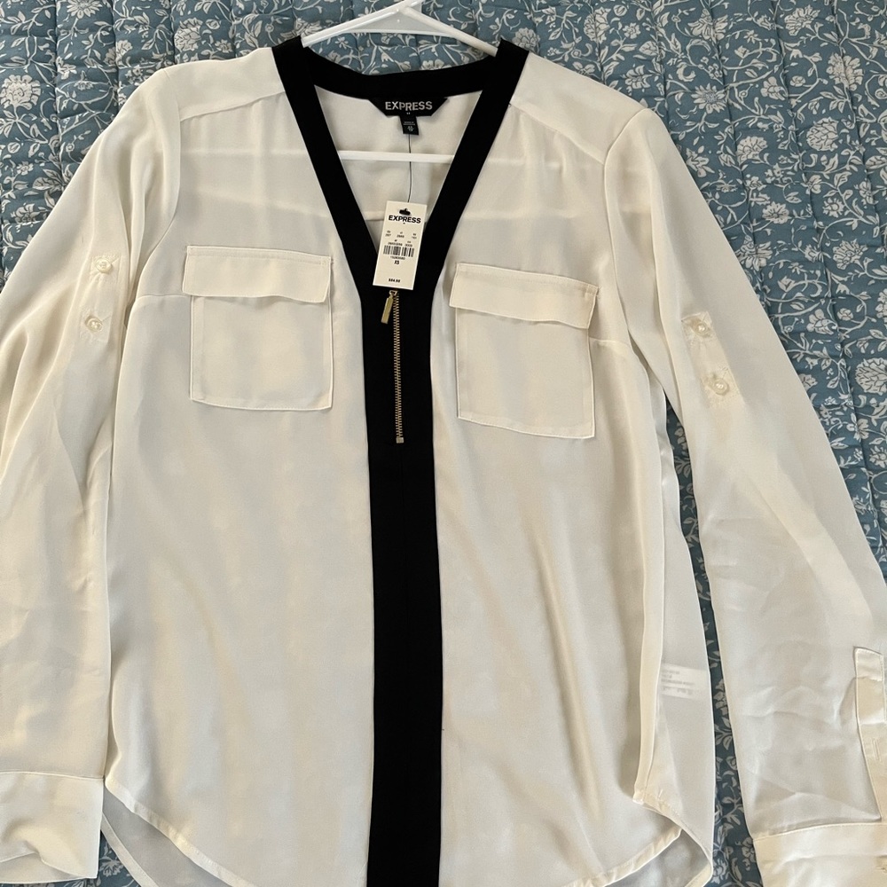 Express blouse NWT